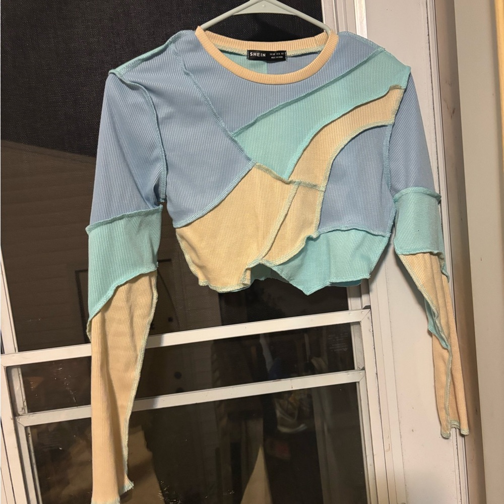 Size S women’s SHEIN Patchwork Crop Sweatshirt in Blue, Cream, and Tan crop top